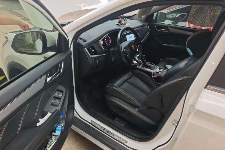Used Roewe RX5 2019 20T Two-Wheel Drive Automatic Ali Smart Connectivity Platinum Edition Driver Seat