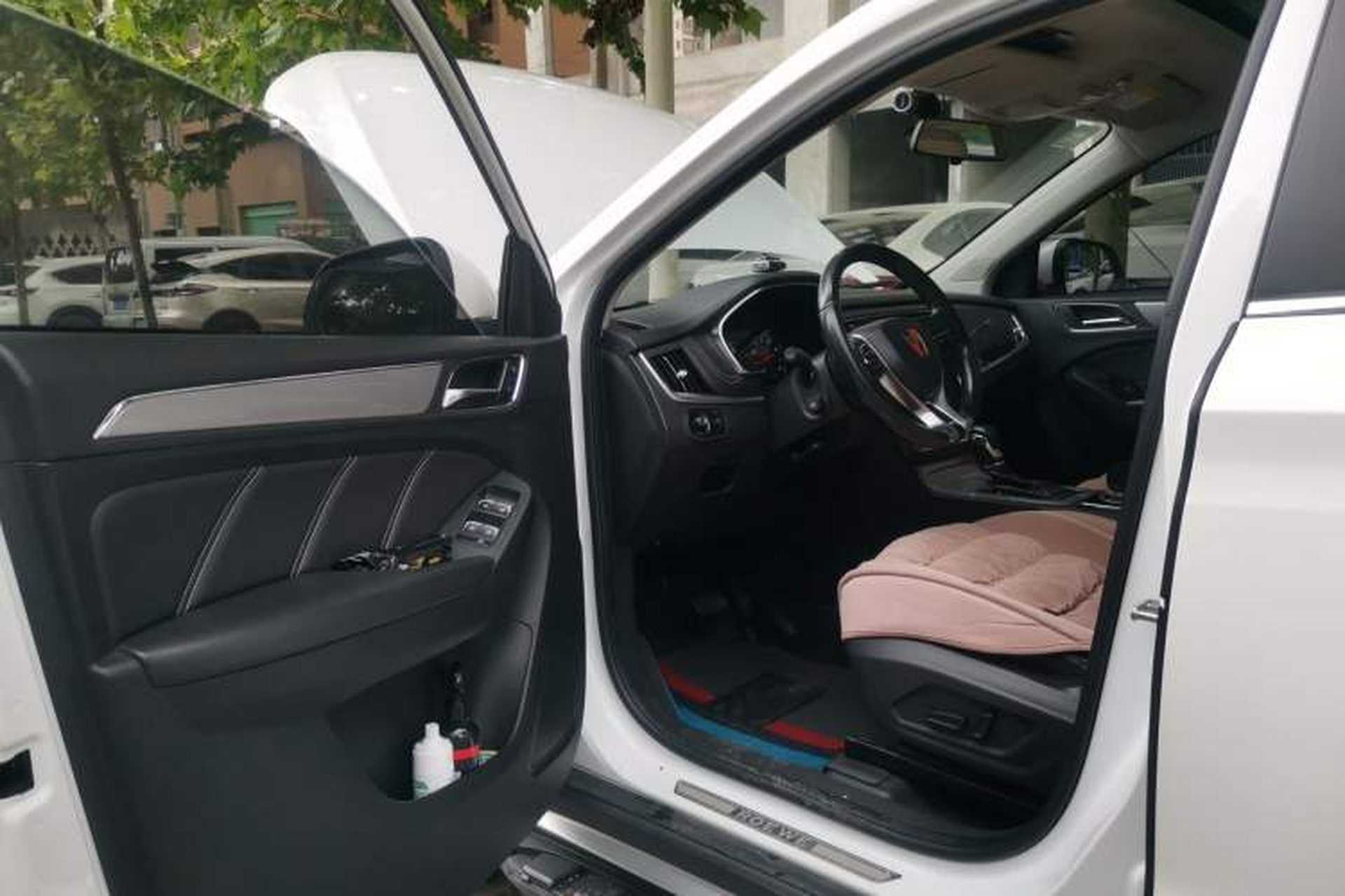 Used Roewe RX5 2019 20T Two-Wheel Drive Automatic 4G Connected Platinum Edition Driver Seat