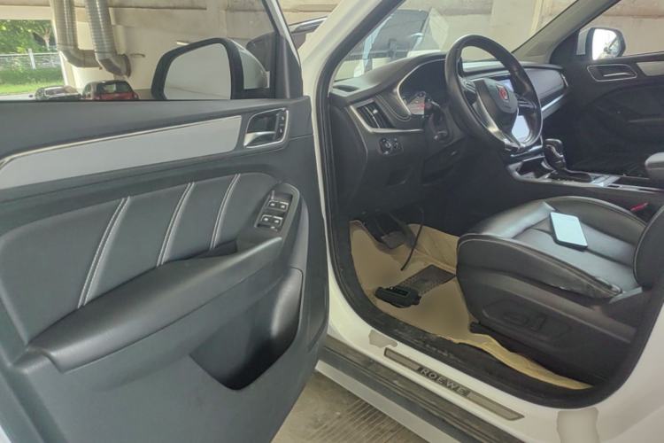 Used Roewe RX5 2019 20T Two-Wheel Drive Automatic 4G Connected Platinum Edition Driver Seat