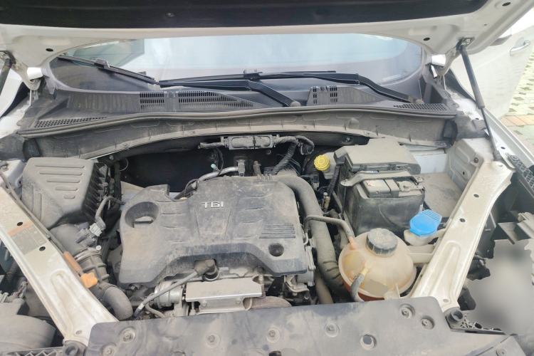 Used Roewe RX5 2019 20T Two-Wheel Drive Automatic 4G Connected Platinum Edition Engine Bay