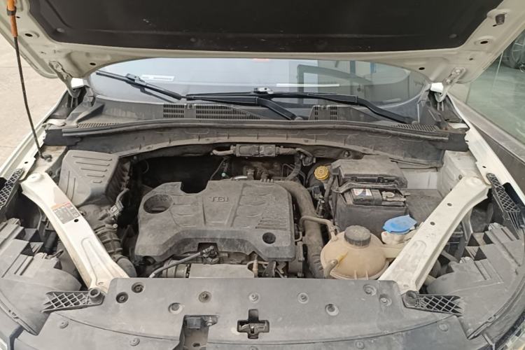 Used Roewe RX5 2019 20T Two-Wheel Drive Automatic 4G Connected Platinum Edition Engine Bay