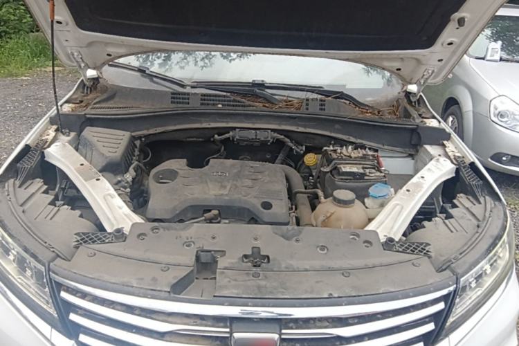 Used Roewe RX5 2019 20T Two-Wheel Drive Automatic Ali Smart Connectivity Platinum Edition Engine Bay