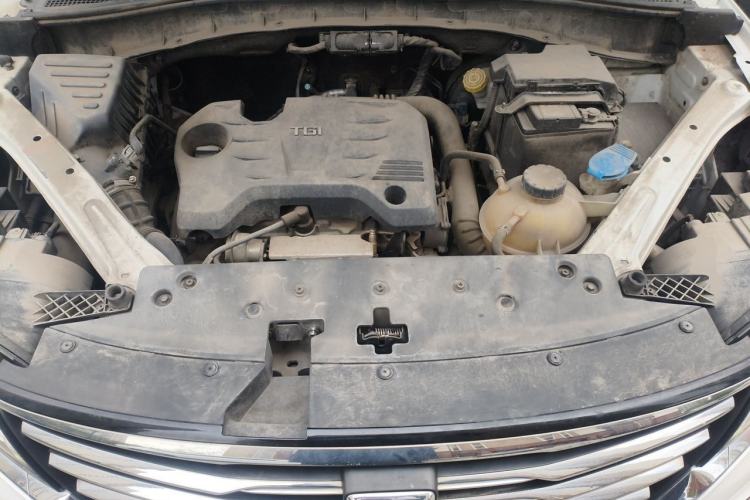 Used Roewe RX5 2019 20T Two-Wheel Drive Automatic Ali Smart Connectivity Platinum Edition Engine Bay