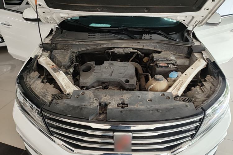 Used Roewe RX5 2019 20T Two-Wheel Drive Automatic 4G Connected Platinum Edition Engine Bay