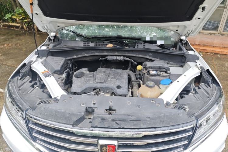 Used Roewe RX5 2019 20T Two-Wheel Drive Automatic 4G Connected Platinum Edition Engine Bay