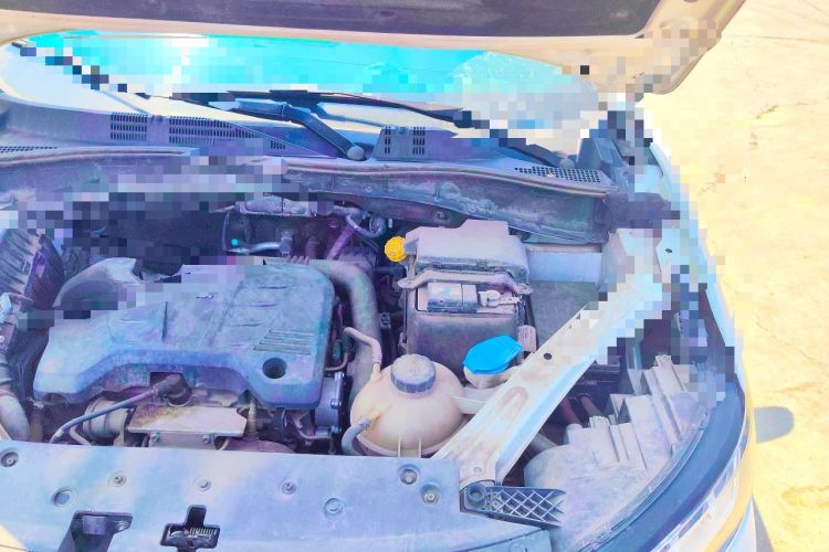 Used Roewe RX5 2019 20T Two-Wheel Drive Automatic 4G Connected Platinum Edition Engine Bay Left