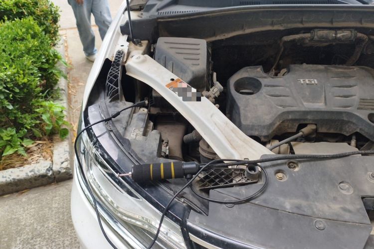 Used Roewe RX5 2019 20T Two-Wheel Drive Manual 4G Connect Platinum Edition Engine Bay Right