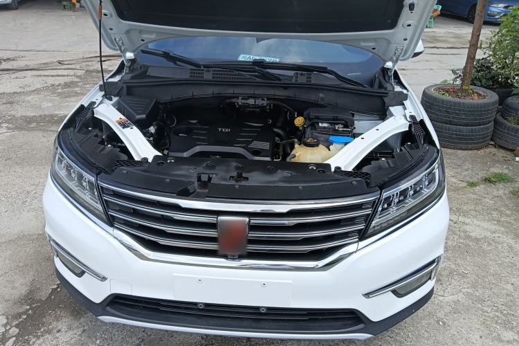 Used Roewe RX5 2019 20T Two-Wheel Drive Automatic 4G Connected Platinum Edition Engine Bay