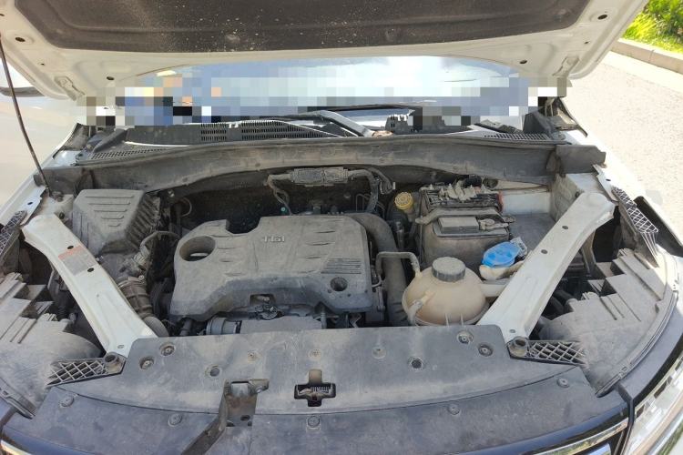 Used Roewe RX5 2019 20T Two-Wheel Drive Automatic Ali Smart Connectivity Platinum Edition Engine Bay