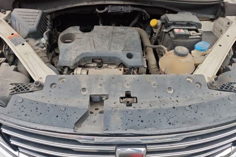 Used Roewe RX5 2019 20T Two-Wheel Drive Automatic 4G Connected Platinum Edition Engine Bay