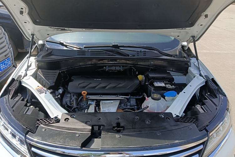 Used Roewe RX5 2019 30T Two-Wheel Drive Automatic Ali SmartConnect Platinum Edition Engine Bay