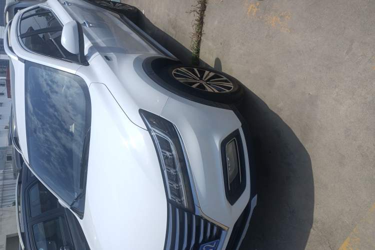 Used Roewe RX5 2019 20T Two-Wheel Drive Automatic 4G Connected Platinum Edition Exterior 2