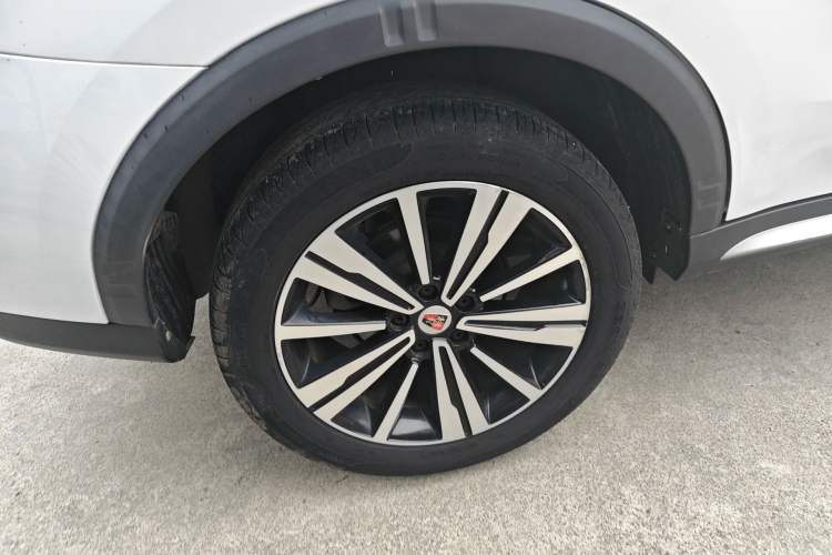 Used Roewe RX5 2019 20T Two-Wheel Drive Automatic Ali Smart Connectivity Platinum Edition Exterior 5