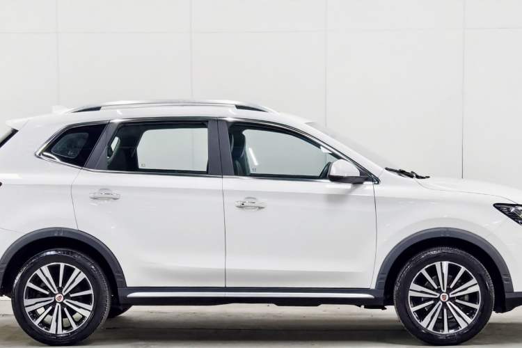 Used Roewe RX5 2019 20T Two-Wheel Drive Automatic 4G Connected Platinum Edition Exterior 6