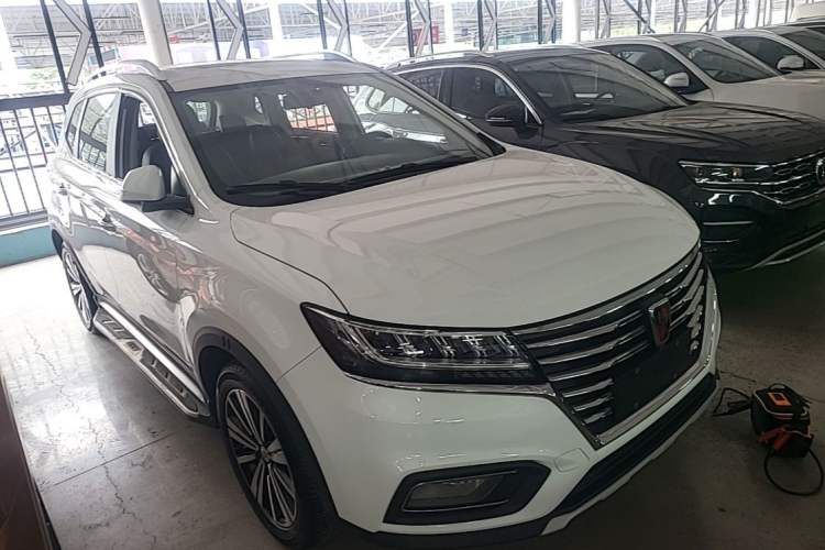 Used Roewe RX5 2019 20T Two-Wheel Drive Automatic Ali Smart Connectivity Platinum Edition Front Right 45 Deg