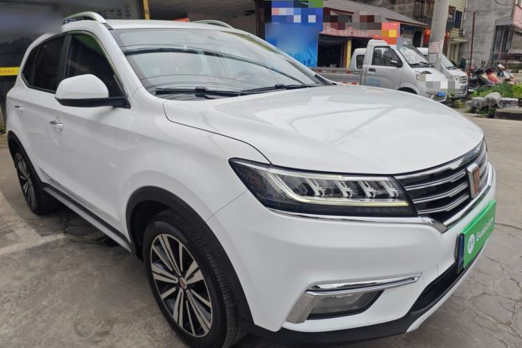 Used Roewe RX5 2019 20T Two-Wheel Drive Automatic 4G Connected Platinum Edition Front Right 45 Deg