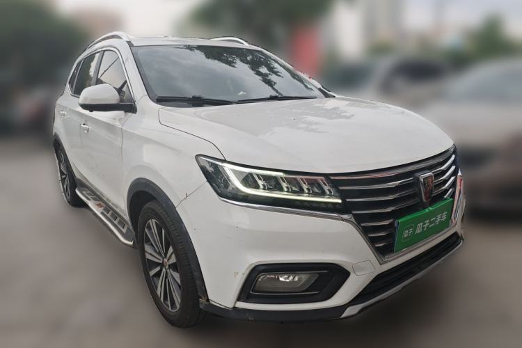 Used Roewe RX5 2019 20T Two-Wheel Drive Automatic 4G Connected Platinum Edition Front Right 45 Deg