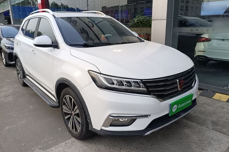 Used Roewe RX5 2019 20T Two-Wheel Drive Automatic 4G Connected Platinum Edition Front Right 45 Deg