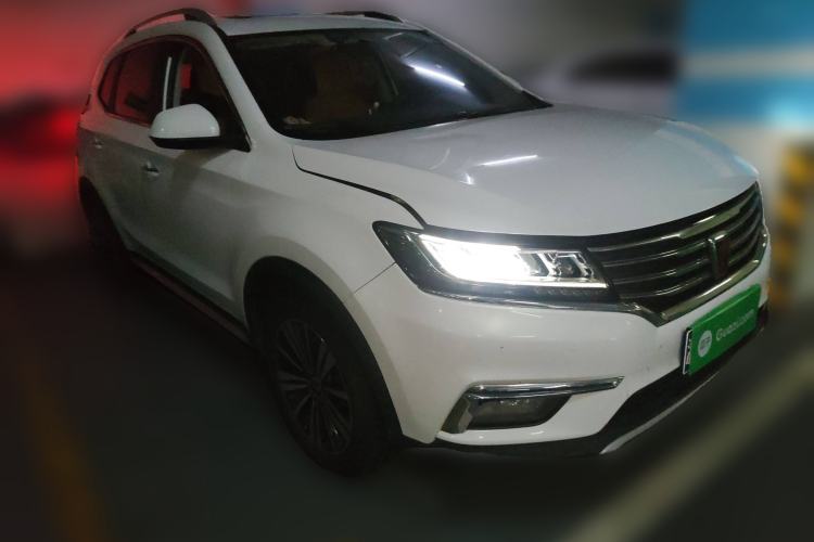 Used Roewe RX5 2019 20T Two-Wheel Drive Automatic 4G Connected Platinum Edition Front Right 45 Deg