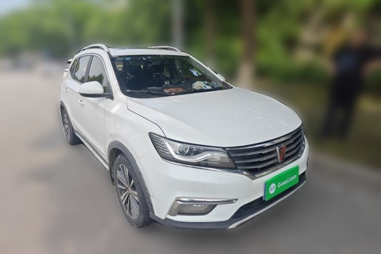 Used Roewe RX5 2019 20T Two-Wheel Drive Manual 4G Connect Platinum Edition Front Right 45 Deg