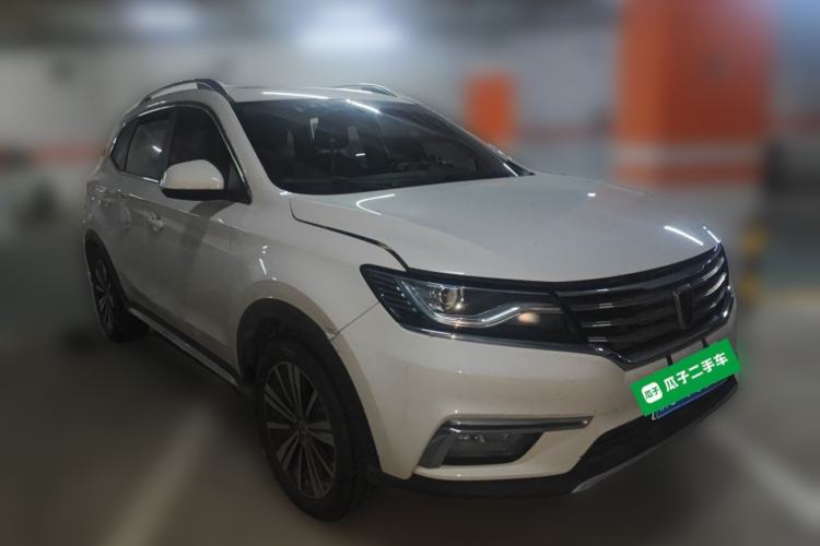 Used Roewe RX5 2019 20T Two-Wheel Drive Manual 4G Connect Platinum Edition Front Right 45 Deg