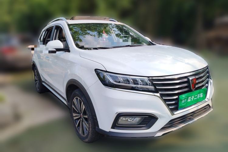 Used Roewe RX5 2019 20T Two-Wheel Drive Automatic 4G Connected Platinum Edition Front Right 45 Deg