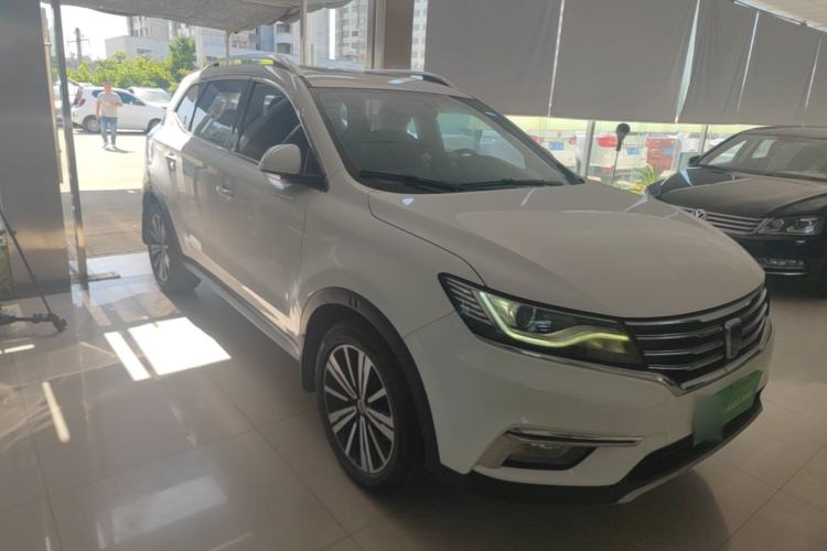 Used Roewe RX5 2019 20T Two-Wheel Drive Manual 4G Connect Platinum Edition Front Right 45 Deg