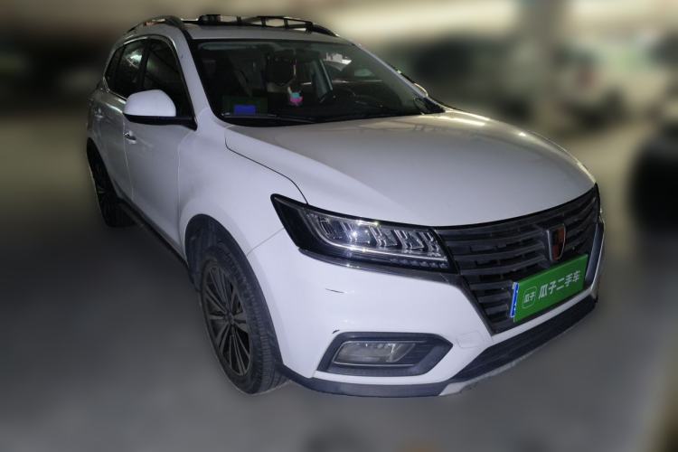 Used Roewe RX5 2019 20T Two-Wheel Drive Automatic 4G Connected Platinum Edition Front Right 45 Deg
