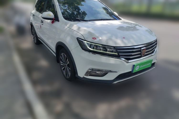 Used Roewe RX5 2019 20T Two-Wheel Drive Automatic 4G Connected Platinum Edition Front Right 45 Deg