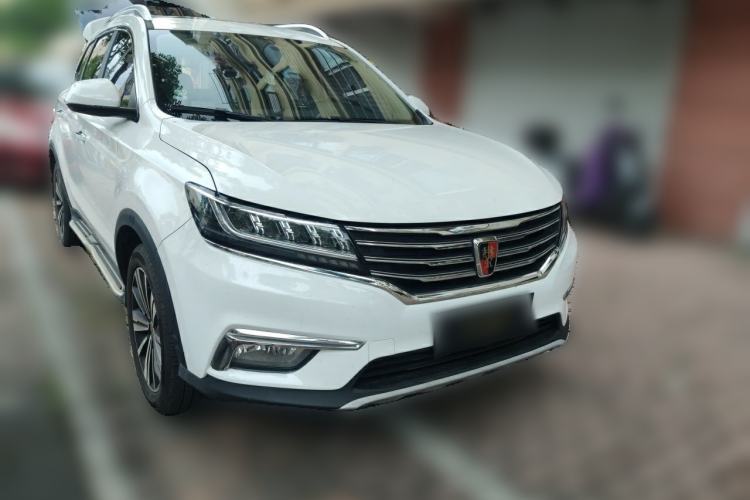 Used Roewe RX5 2019 20T Two-Wheel Drive Automatic 4G Connected Platinum Edition Front Right 45 Deg