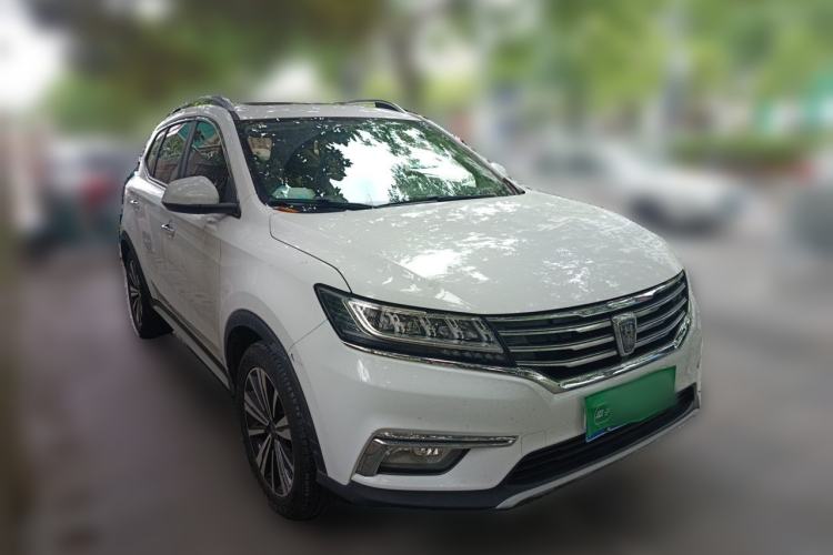 Used Roewe RX5 2019 20T Two-Wheel Drive Automatic 4G Connected Platinum Edition Front Right 45 Deg