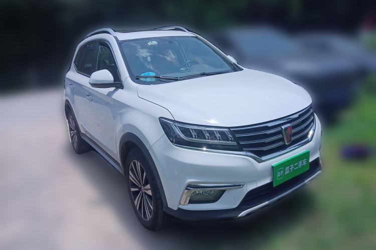 Used Roewe RX5 2019 20T Two-Wheel Drive Automatic 4G Connected Platinum Edition Front Right 45 Deg