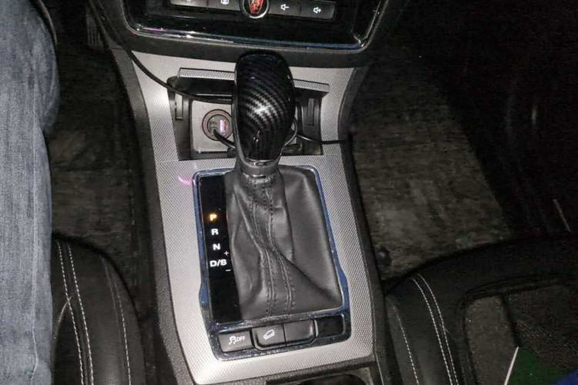 Used Roewe RX5 2019 20T Two-Wheel Drive Automatic Ali Smart Connectivity Platinum Edition Gear Lever