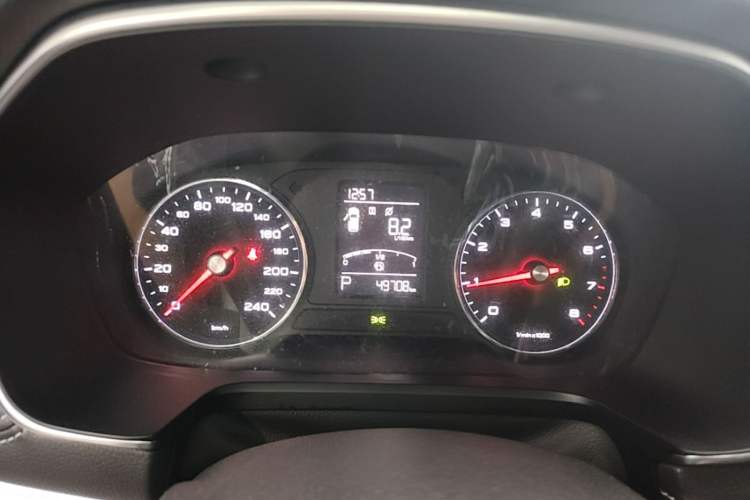 Used Roewe RX5 2019 20T Two-Wheel Drive Automatic 4G Connected Platinum Edition Instrument Cluster