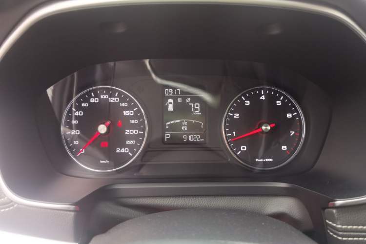 Used Roewe RX5 2019 20T Two-Wheel Drive Automatic 4G Connected Platinum Edition Instrument Cluster