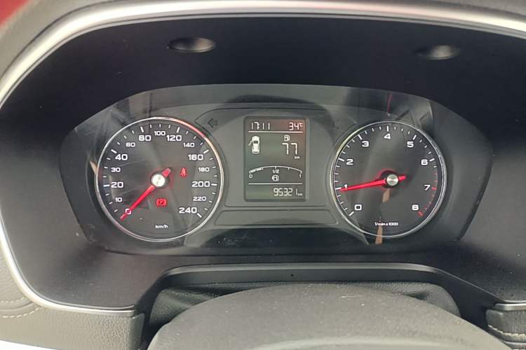 Used Roewe RX5 2019 20T Two-Wheel Drive Manual Ali Smart Network Platinum Edition Instrument Cluster