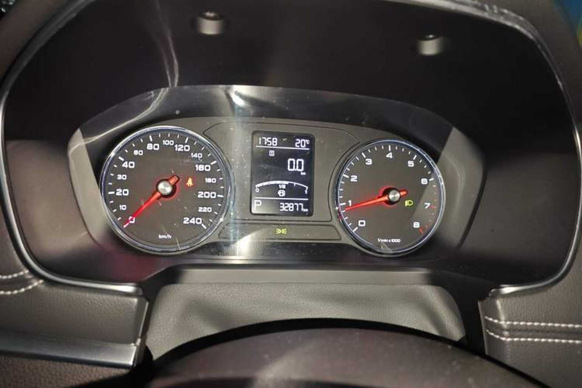 Used Roewe RX5 2019 20T Two-Wheel Drive Automatic Ali Smart Connectivity Platinum Edition Instrument Cluster
