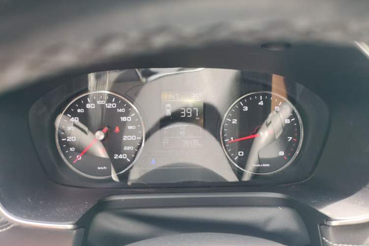 Used Roewe RX5 2019 20T Two-Wheel Drive Automatic Ali Smart Connectivity Platinum Edition Instrument Cluster