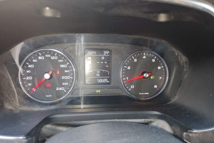 Used Roewe RX5 2019 20T Two-Wheel Drive Automatic Ali Smart Connectivity Platinum Edition Instrument Cluster