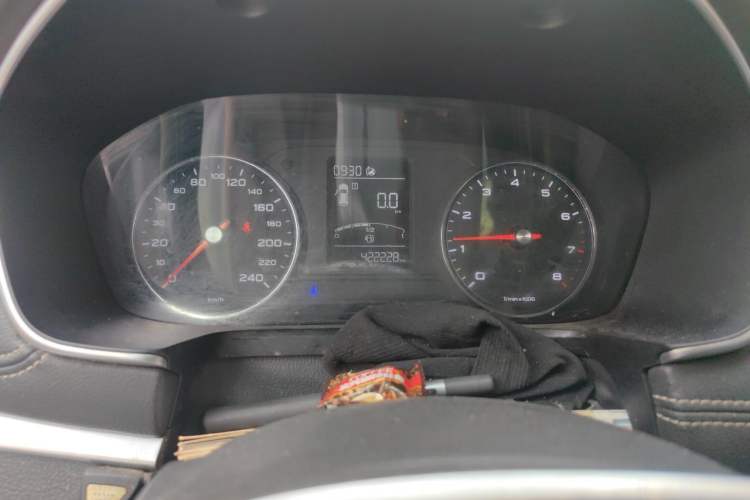 Used Roewe RX5 2019 20T Two-Wheel Drive Manual 4G Connect Platinum Edition Instrument Cluster