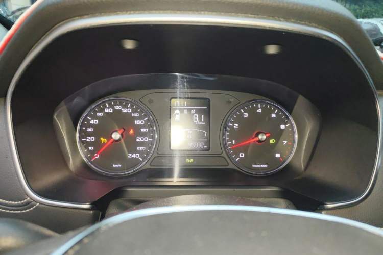 Used Roewe RX5 2019 20T Two-Wheel Drive Manual 4G Connect Platinum Edition Instrument Cluster