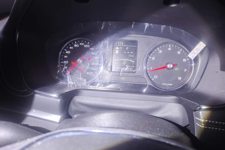 Used Roewe RX5 2019 20T Two-Wheel Drive Automatic 4G Connected Platinum Edition Instrument Cluster