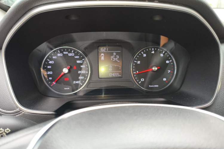 Used Roewe RX5 2019 20T Two-Wheel Drive Automatic 4G Connected Platinum Edition Instrument Cluster