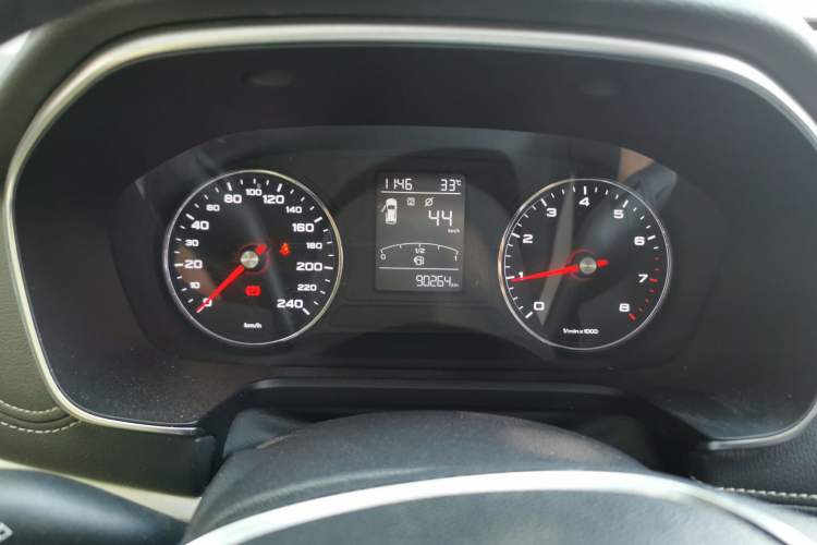 Used Roewe RX5 2019 20T Two-Wheel Drive Manual Ali Smart Network Platinum Edition Instrument Cluster