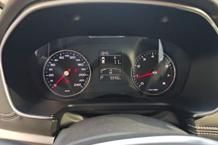 Used Roewe RX5 2019 20T Two-Wheel Drive Automatic 4G Connected Platinum Edition Instrument Cluster
