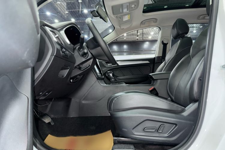Used Roewe RX5 2019 20T Two-Wheel Drive Automatic Ali Smart Connectivity Platinum Edition Interior 6