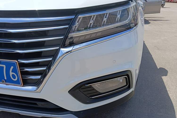 Used Roewe RX5 2019 30T Two-Wheel Drive Automatic Ali SmartConnect Platinum Edition Left Front Headlight
