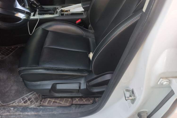 Used Roewe RX5 2019 20T Two-Wheel Drive Automatic 4G Connected Platinum Edition Left Front Seat