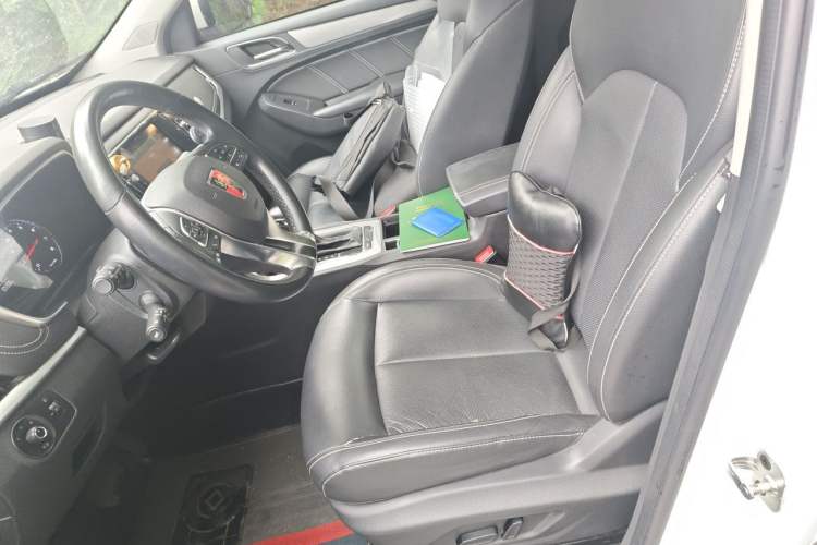 Used Roewe RX5 2019 20T Two-Wheel Drive Automatic 4G Connected Platinum Edition Left Front Seat