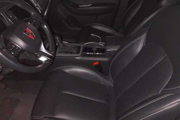 Used Roewe RX5 2019 20T Two-Wheel Drive Automatic Ali Smart Connectivity Platinum Edition Left Front Seat